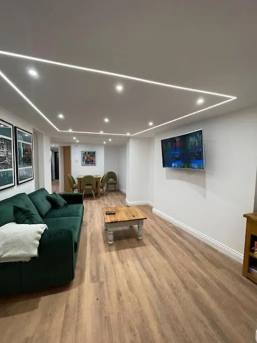 Delrae Apartments Manchester United Kingdom