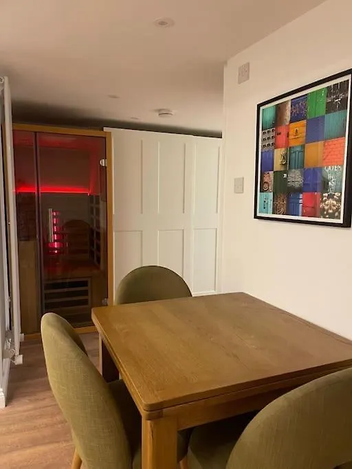 Delrae Apartments Manchester