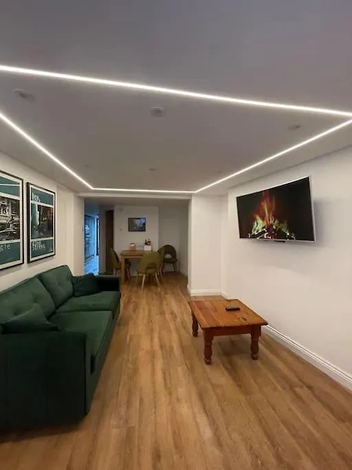 Delrae Apartments Manchester